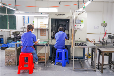 生產(chǎn)車(chē)間